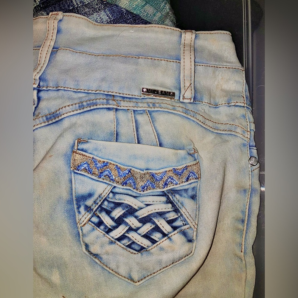 Mi Jeans light blue wash size 11 jr
